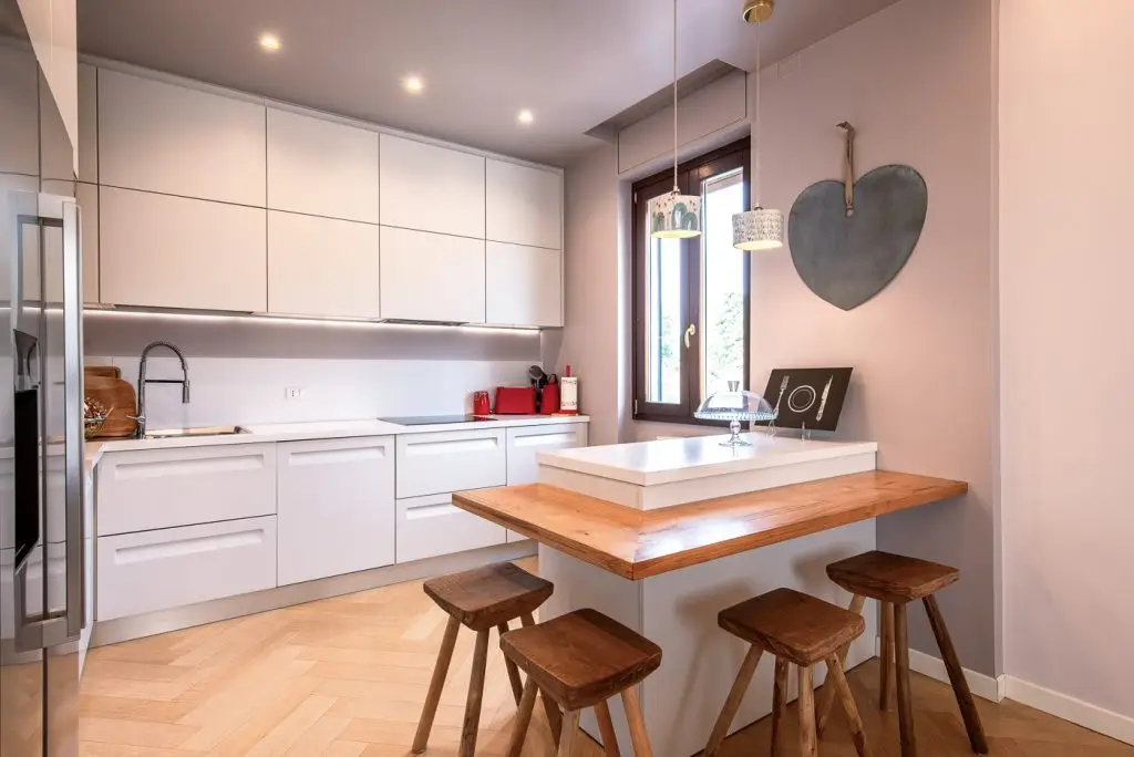 cucina con penisola casa confortevole e funzionale