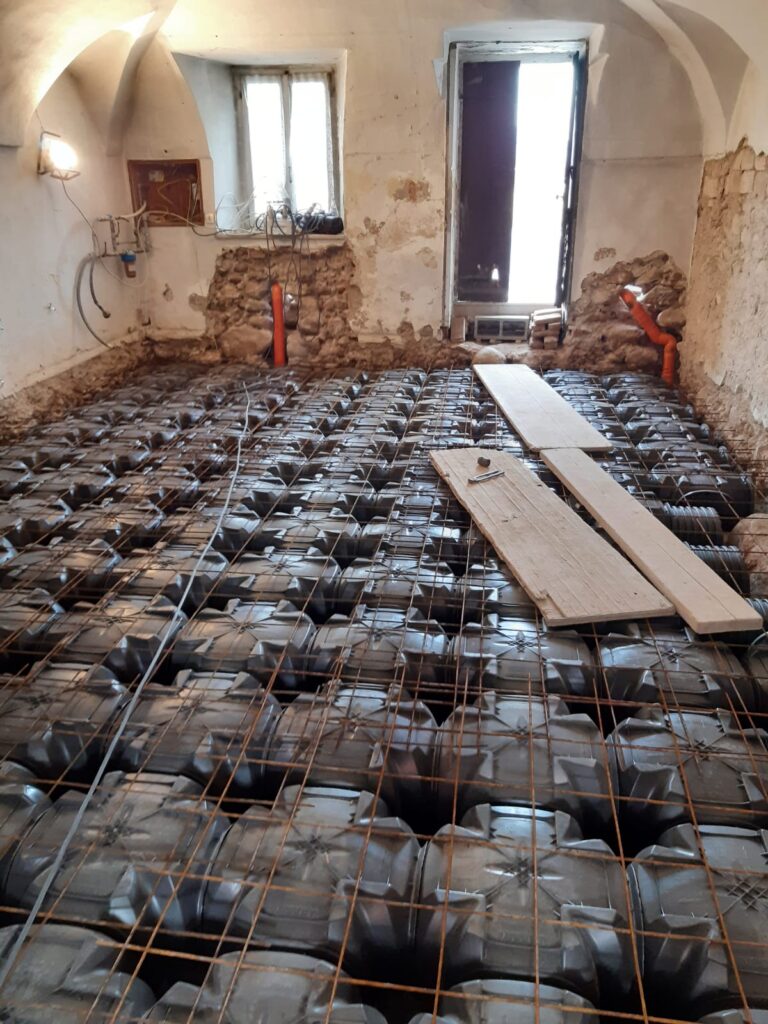 03758608-6432-4fa4-8fd1-8af4bef3c539